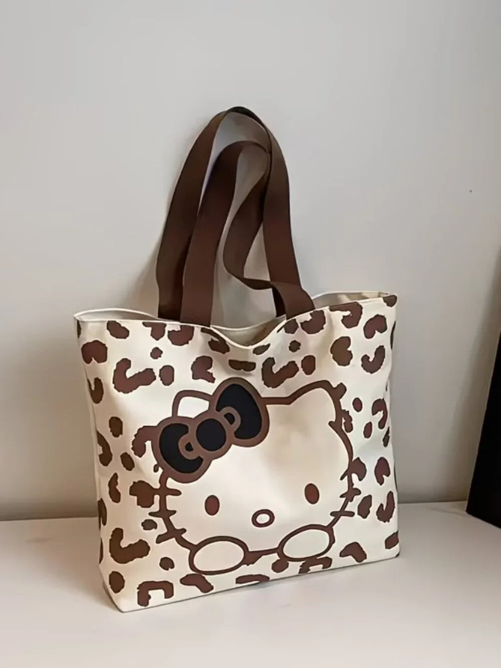 HELLO KITTY Brown & White Canvas Tote Shopping Bag (NEW &‎ SO CUTE!)